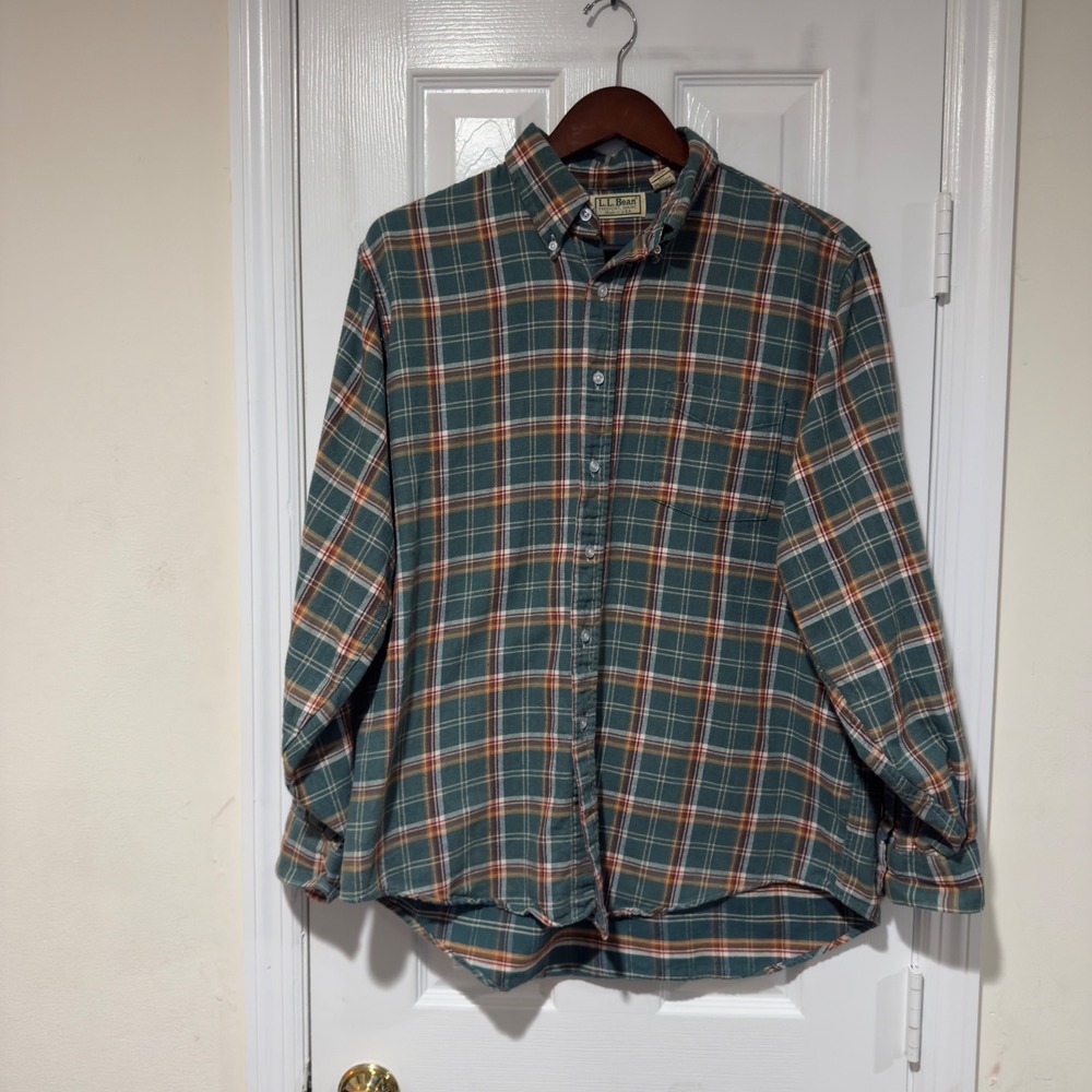 L.L. Bean Men's Plaid Button-Down Shirt –‎ Large – Made in USA 90s